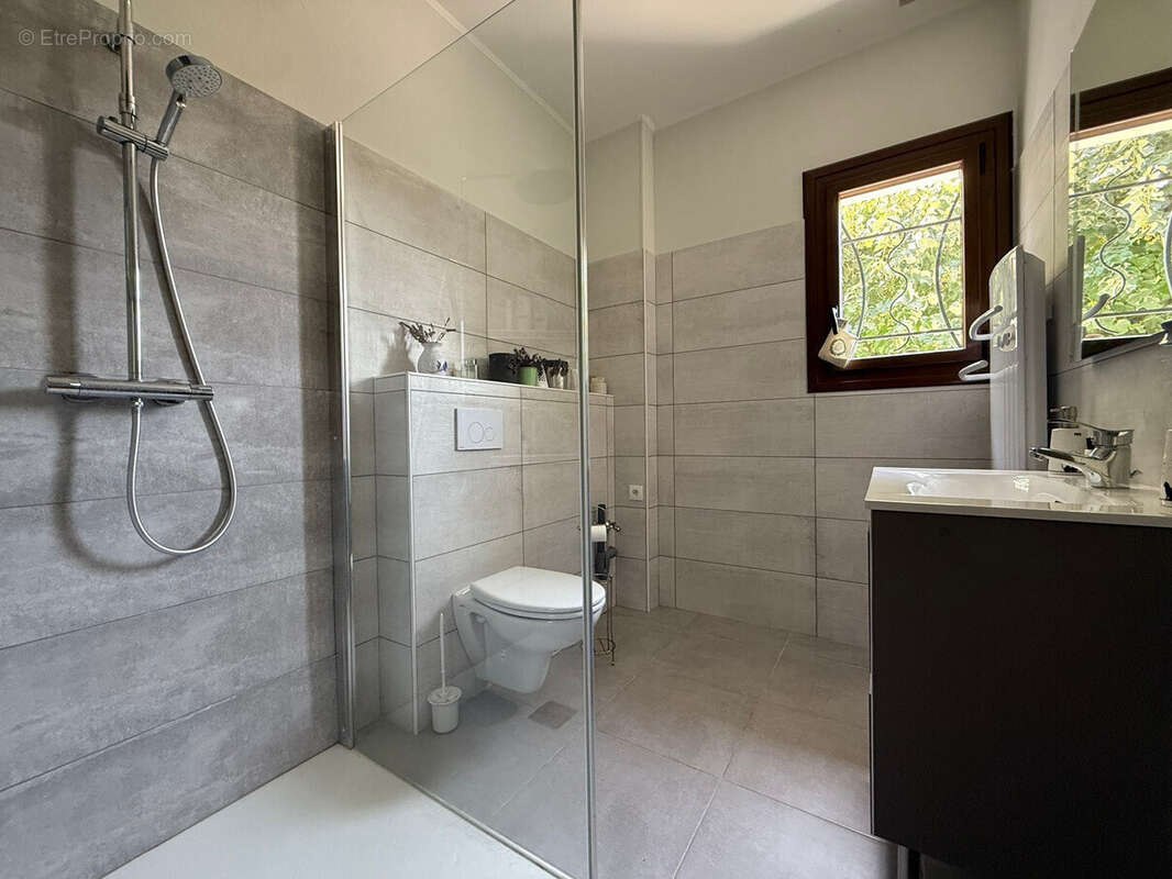 Maison 120 m² à Issoudun  - photo 4