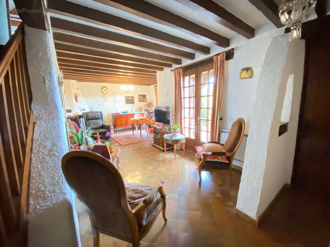 Maison à BONNIERES-SUR-SEINE