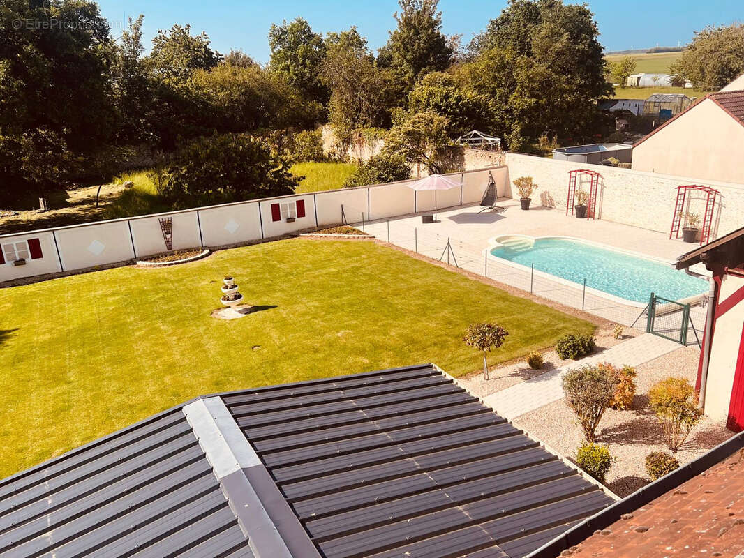 Maison à ANGERVILLE