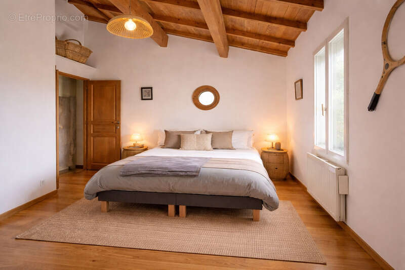 Maison à AIGUES-VIVES