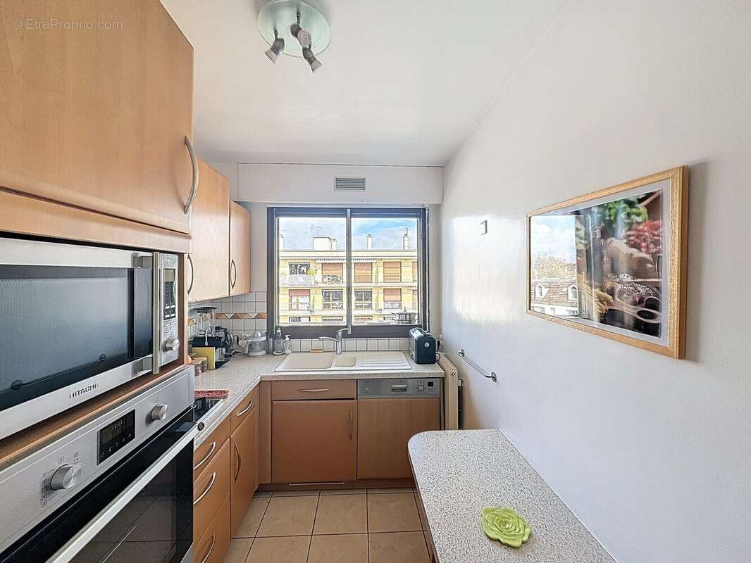 Appartement à L'HAY-LES-ROSES