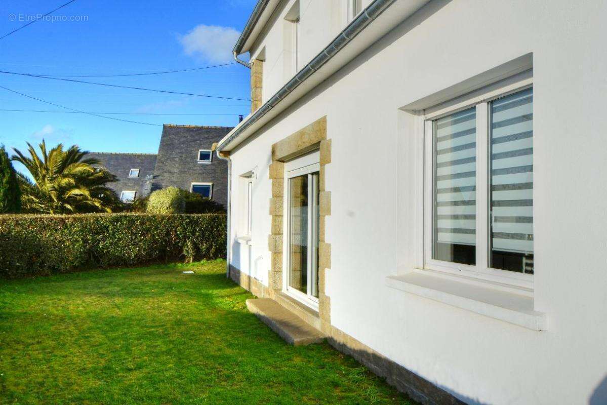 Maison à TREVOU-TREGUIGNEC