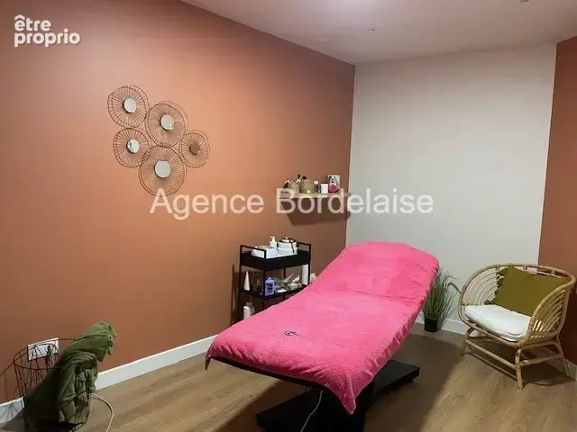 Commerce 855 m² à Landiras  - photo 6