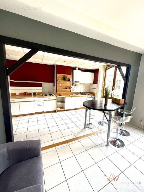 Appartement à SAINT-ETIENNE