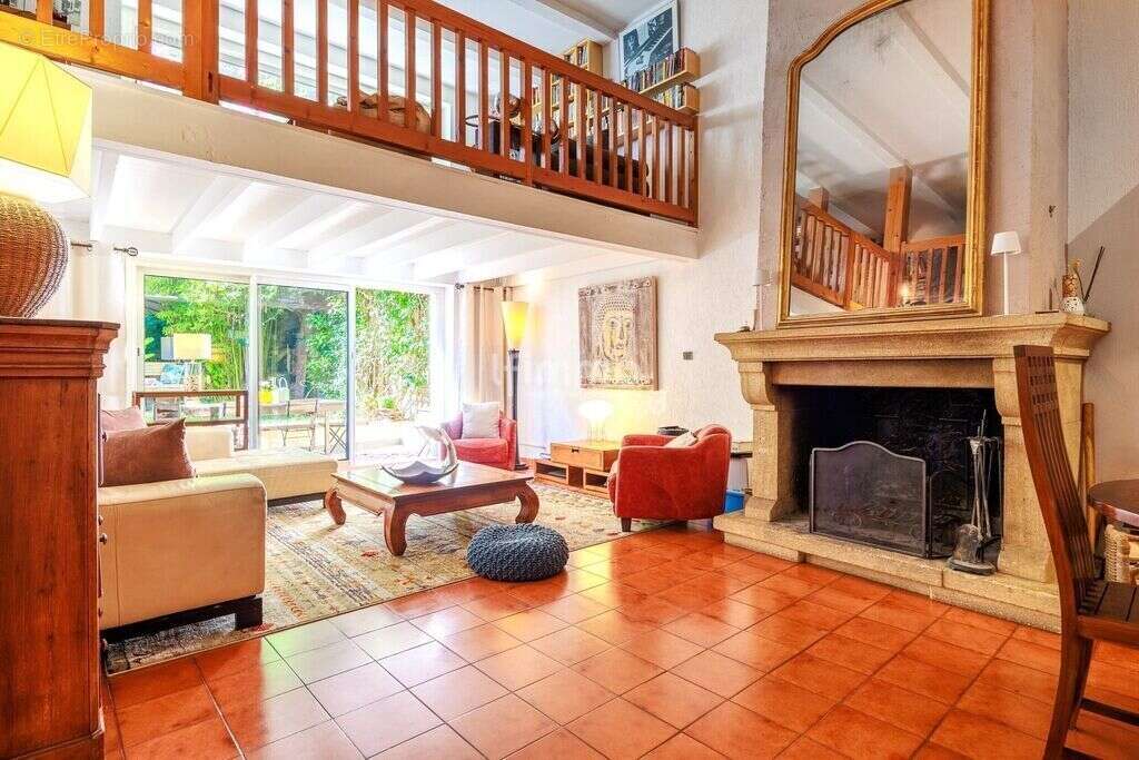 Maison à MARSEILLE-4E