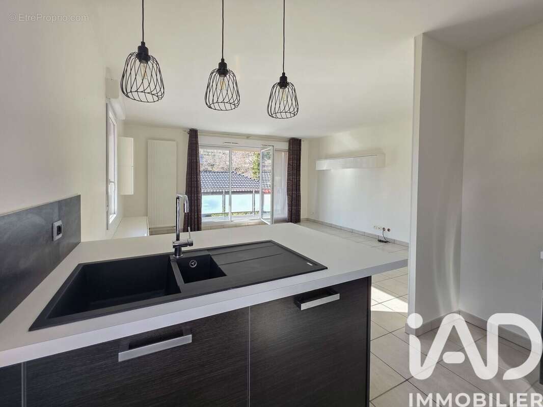 Photo 6 - Appartement à ALLONZIER-LA-CAILLE