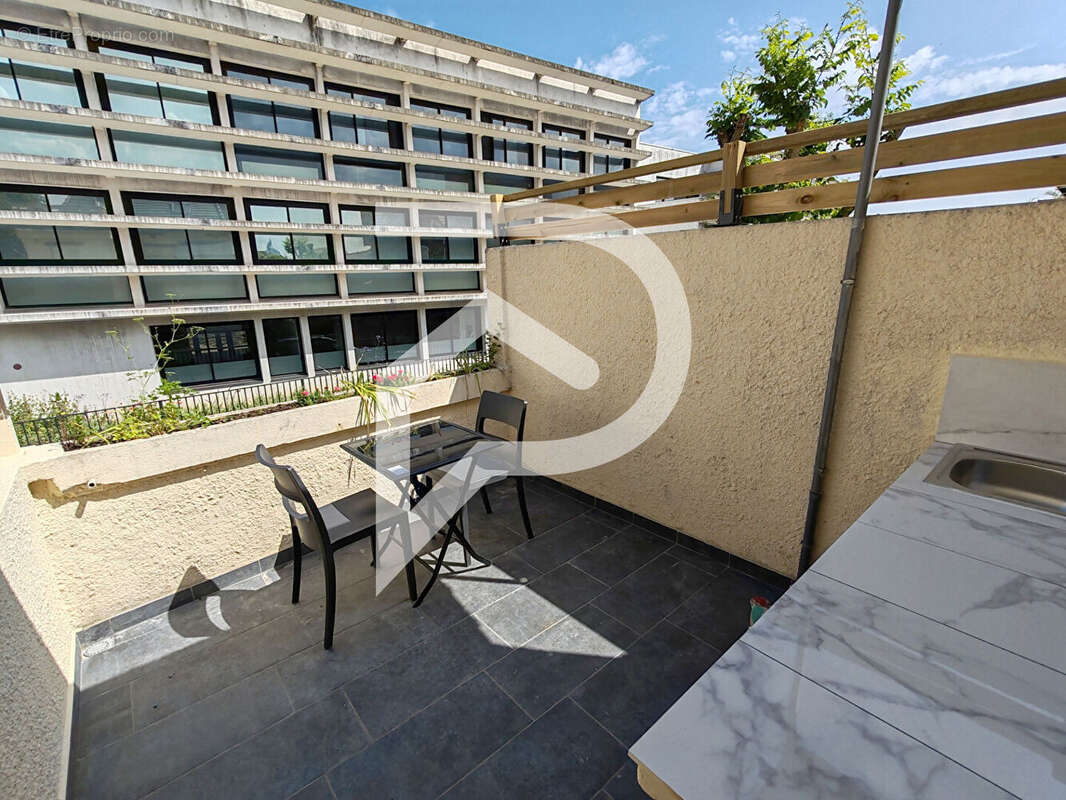 Appartement à COLOMBES