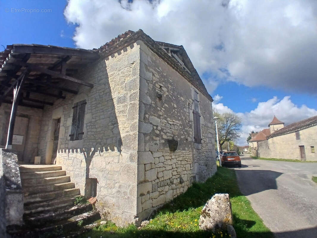 20260310_140239 - Maison à CAHORS