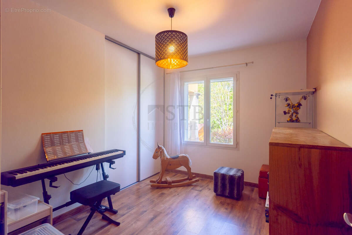 Maison à CHOMERAC
