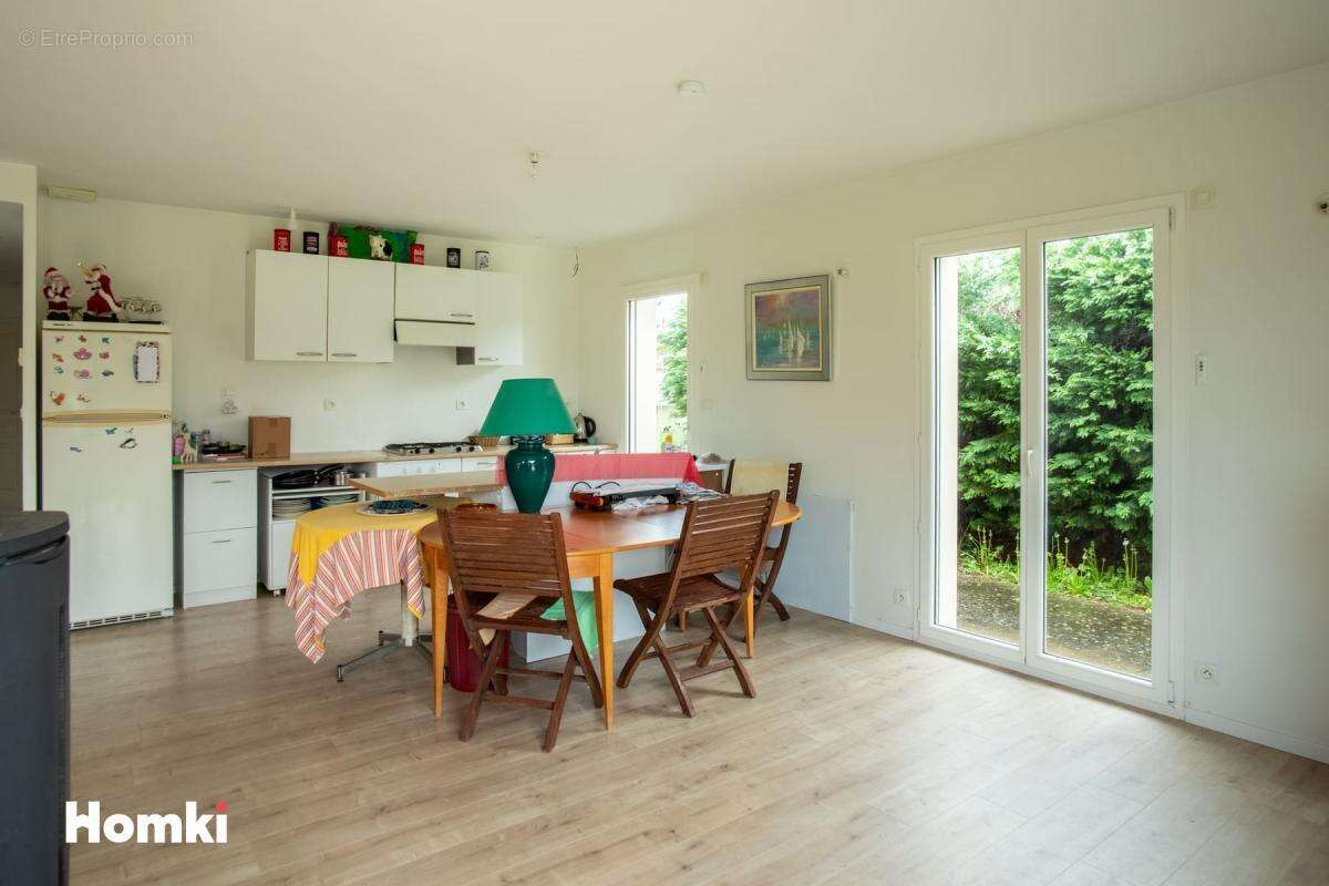 Maison à BAS-EN-BASSET