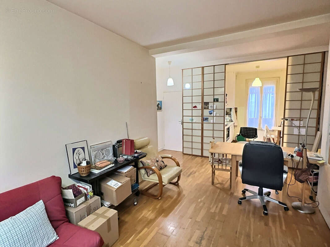 Appartement à IVRY-SUR-SEINE