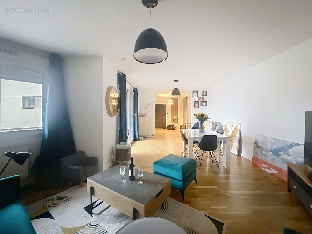 Appartement à TASSIN-LA-DEMI-LUNE