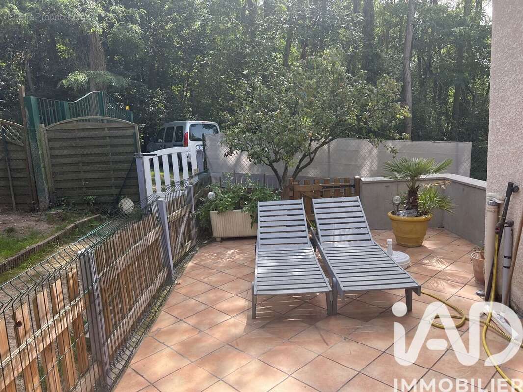 Photo 3 - Maison à SAINTRY-SUR-SEINE