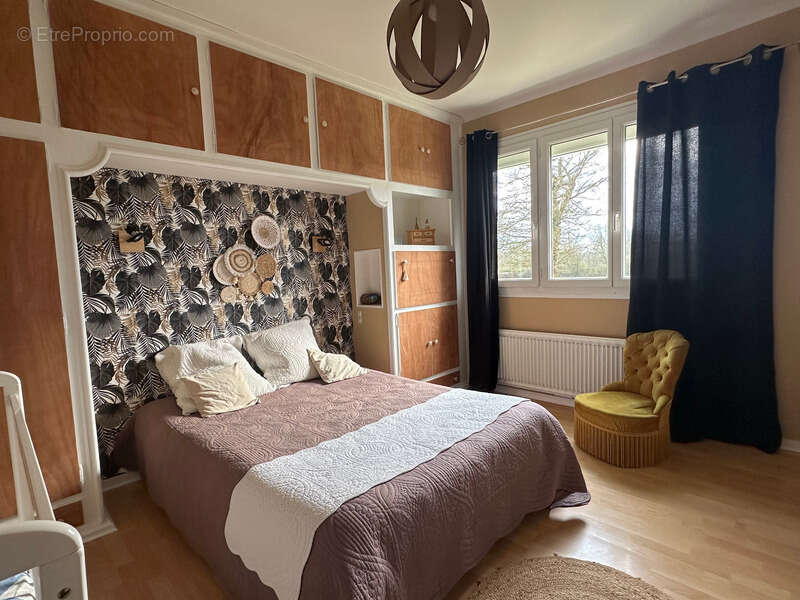 Maison à NESMY