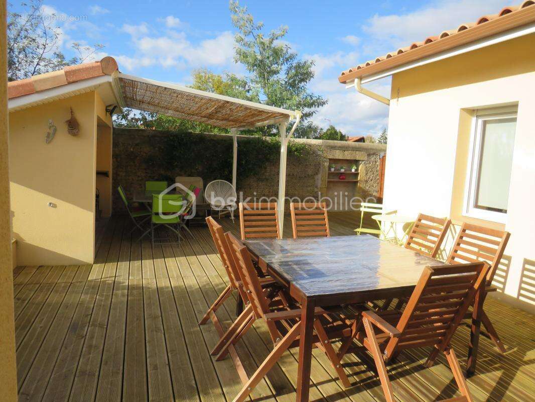 Maison plain-pied récente de 90 m², RT 2012 aux normes PMR sous garantie décennale - photo 10