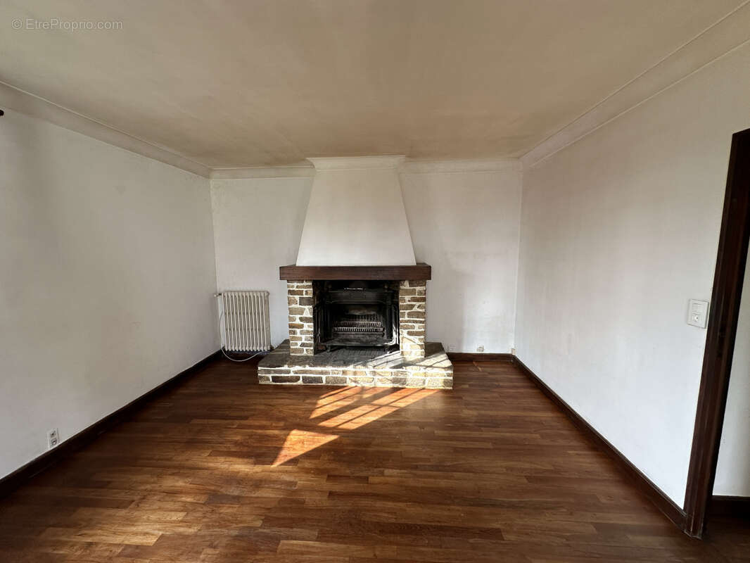 Jolie maison en pierre avec grand terrain - photo 3