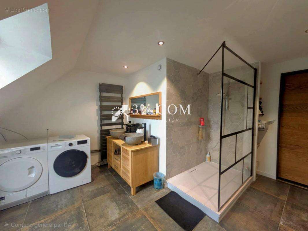 Maison à ESCOEUILLES