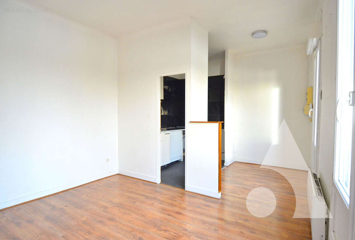 Commerce à CONFLANS-SAINTE-HONORINE