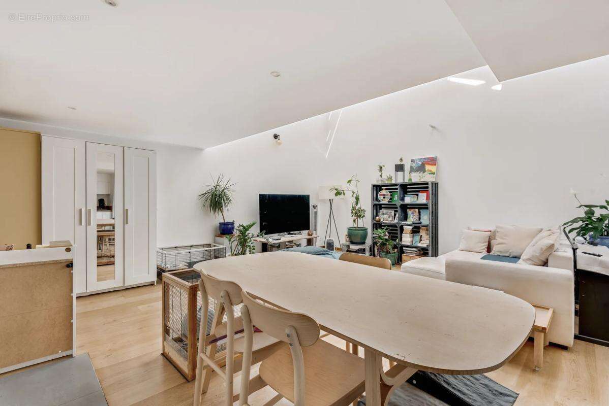 Appartement à COLOMBES
