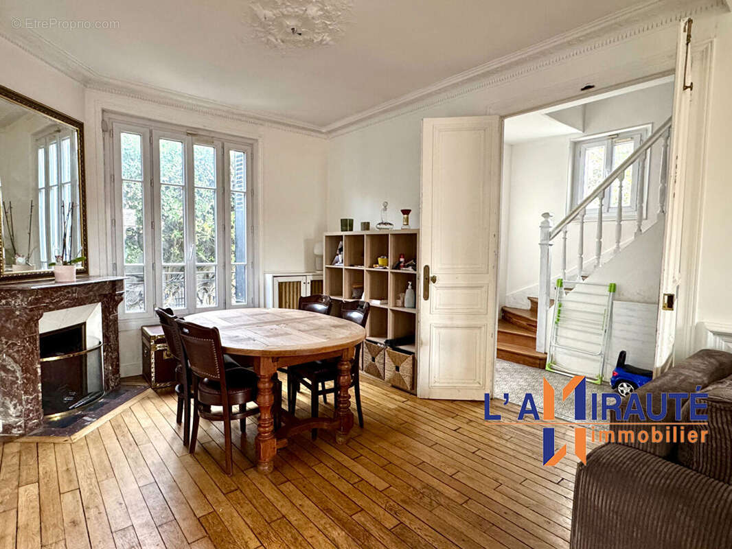 Maison à HOUILLES