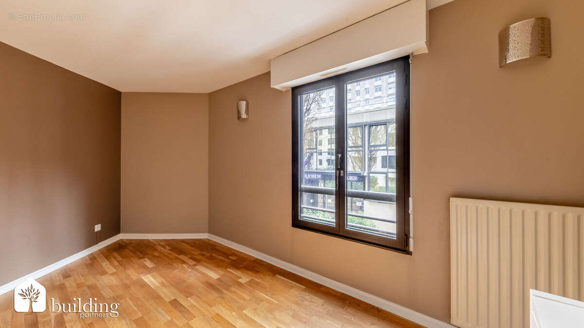 Appartement à LEVALLOIS-PERRET