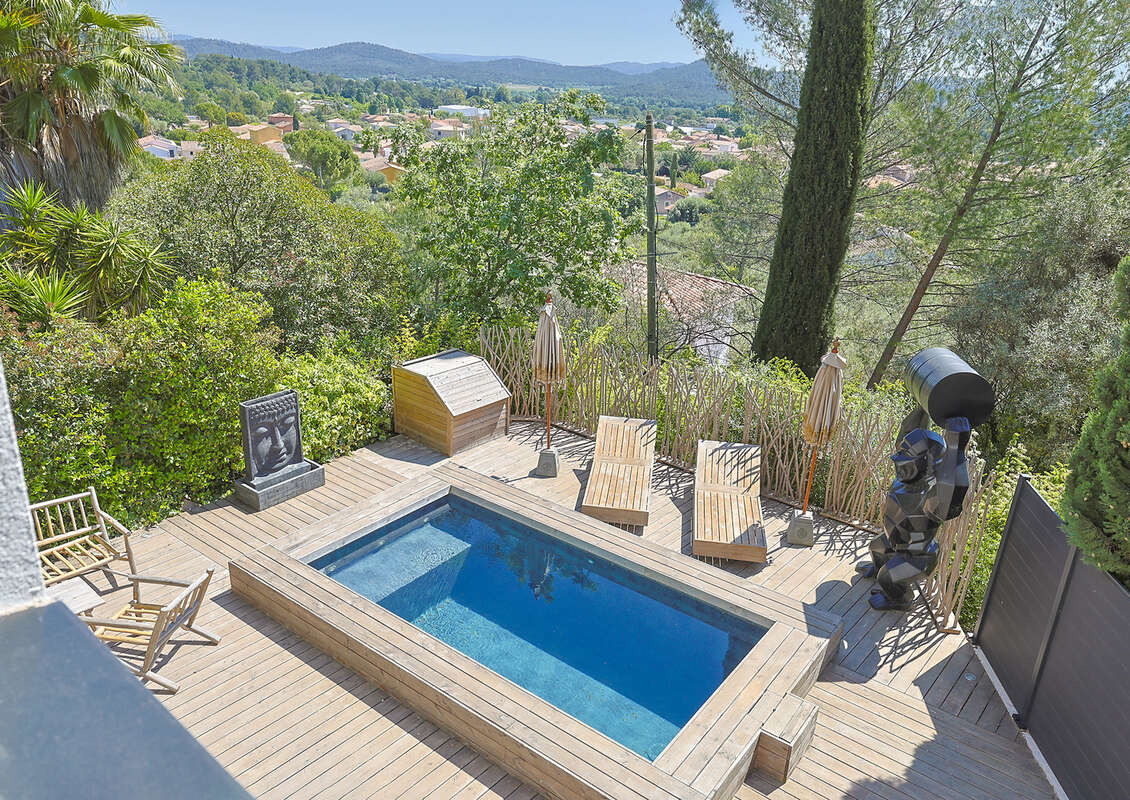 Maison à SOLLIES-PONT