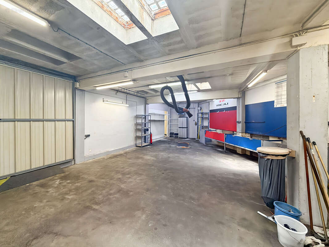Local commercial Libourne 520 m2 - photo 6