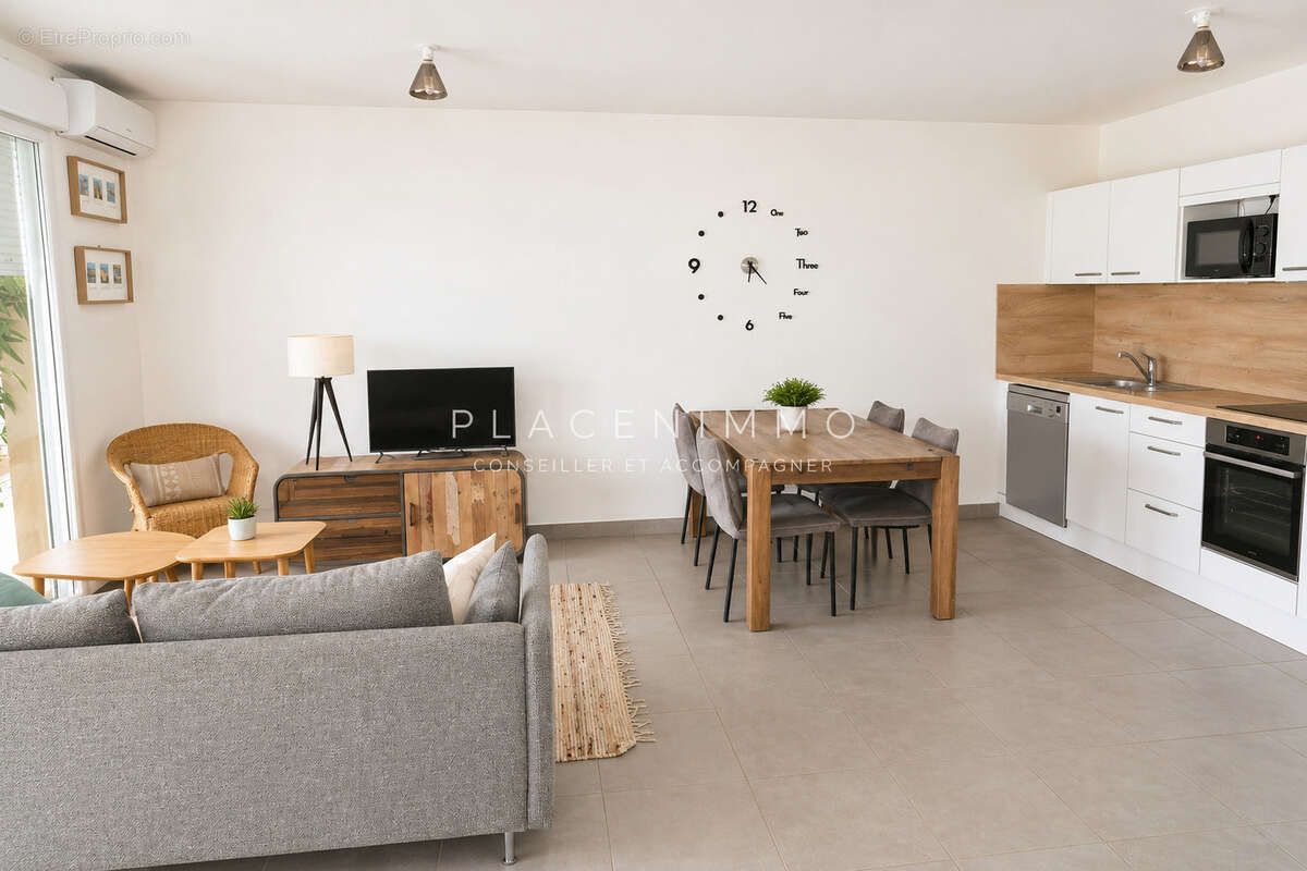 Appartement à CHARBONNIERES-LES-BAINS