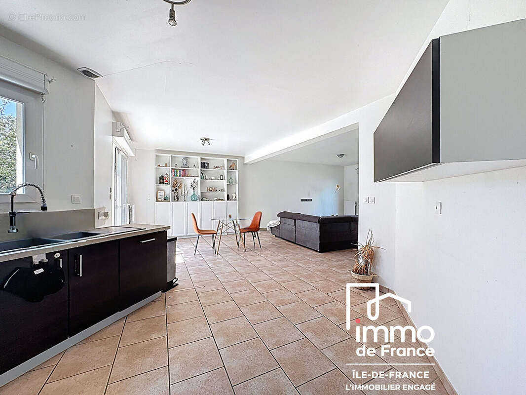 Maison à BAILLEAU-LE-PIN