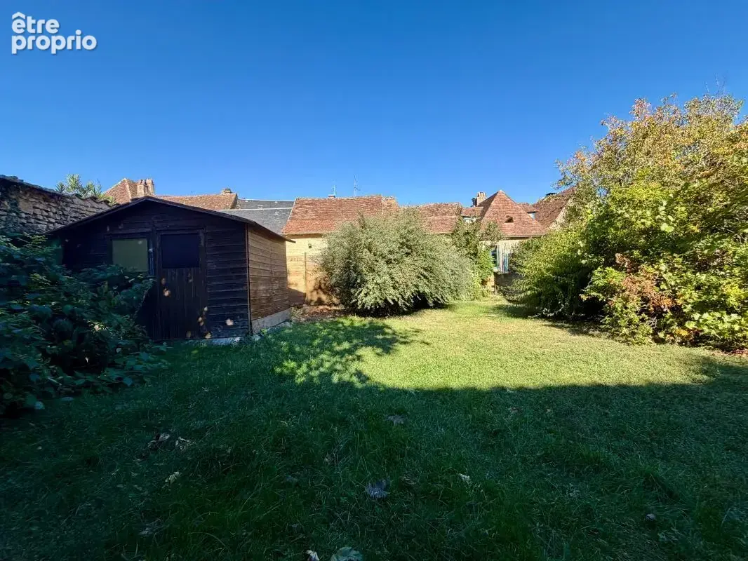 Maison en pierre au cœur de Sainte-Alvère – Idéale en résidence secondaire ou pour un investissement locatif - photo 4