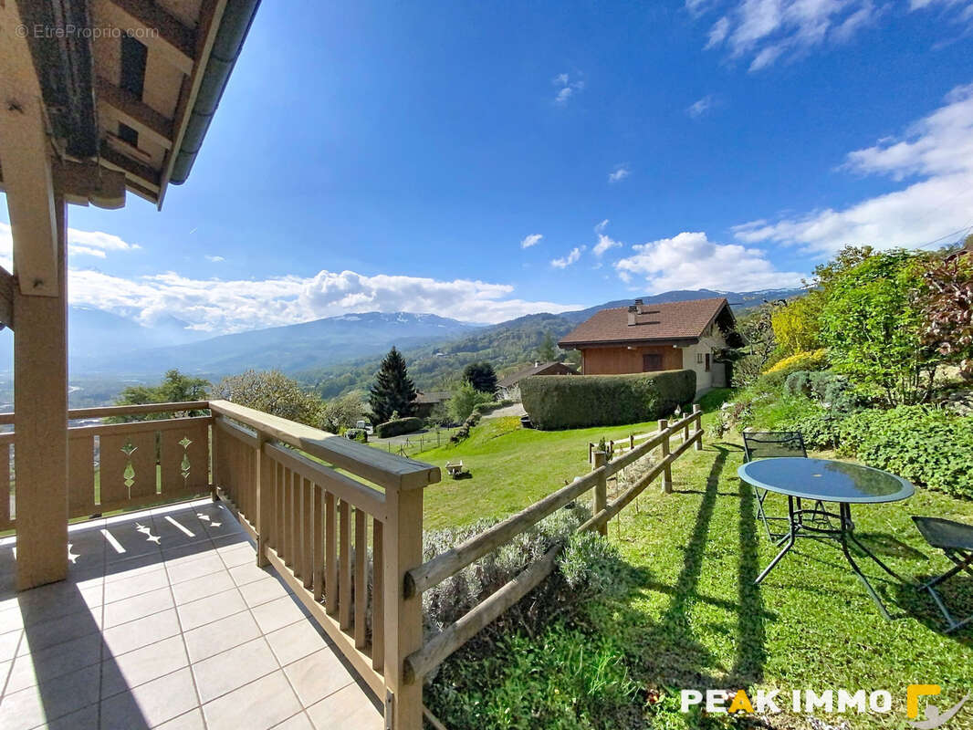 Coteau de saint roch chalet 215 m2 face mont blanc - photo 22