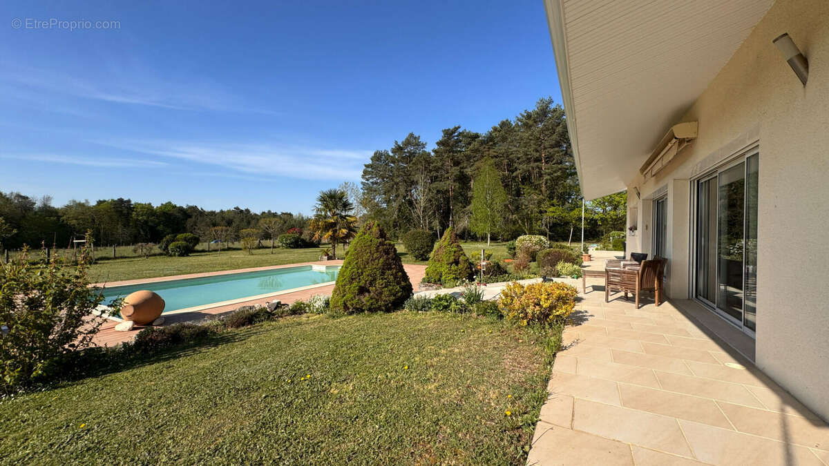 Maison à MARSAC-SUR-L&#039;ISLE