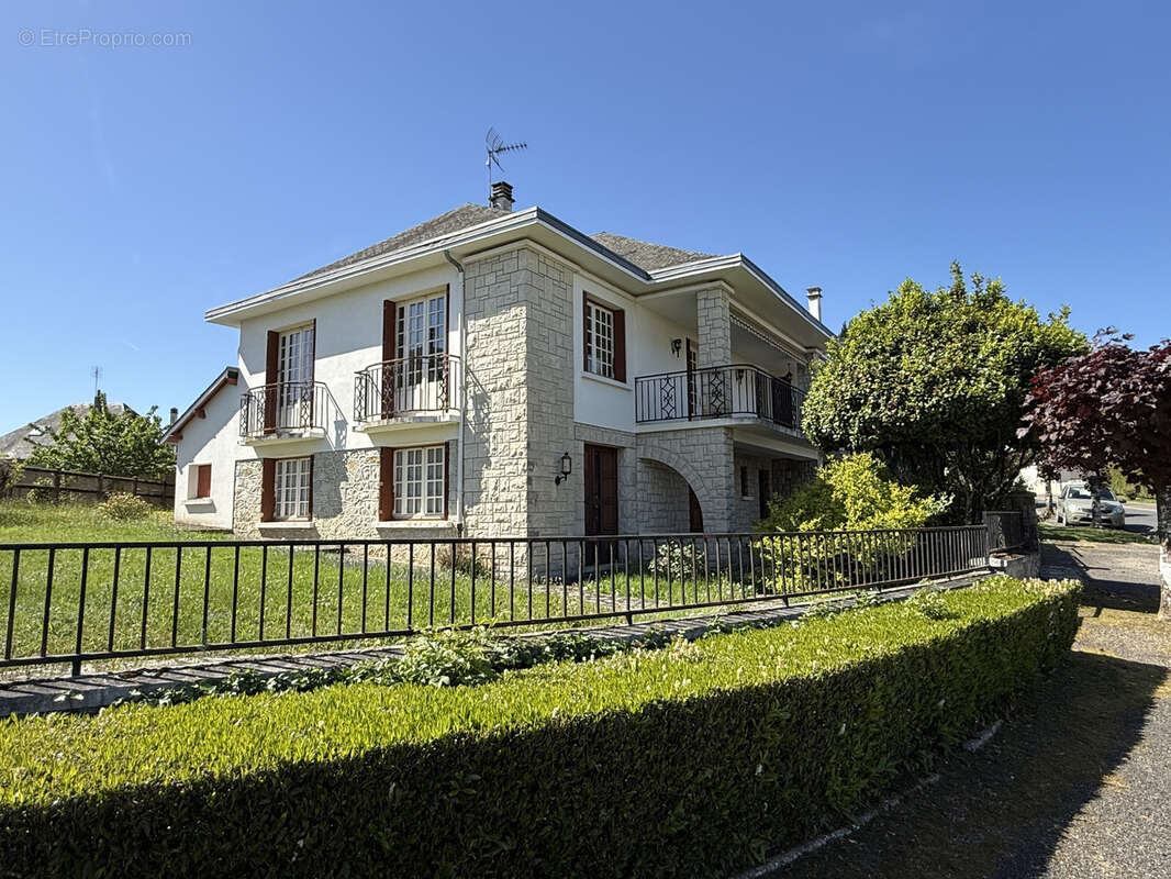 Maison à SAINT-SORNIN-LAVOLPS