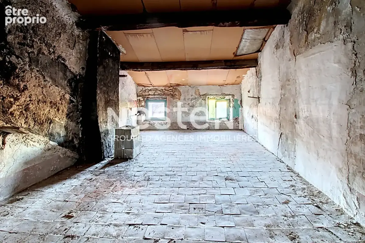 Appartement à LORGUES