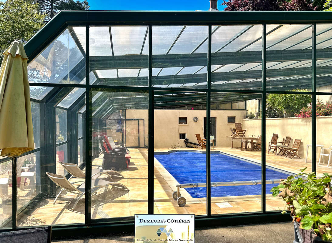 Propriété vue sur mer haut de gamme avec piscine - Cote de la Vierge FECAMP - photo 10