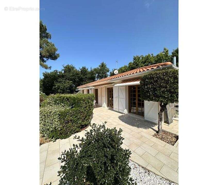 Maison 126 m² à Soulac-Sur-Mer  - photo 2