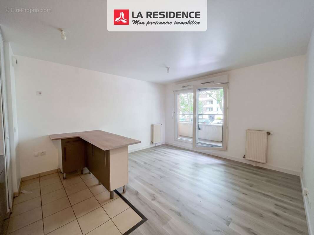 Appartement 53 m² à Saint-Ouen-L'aumone  - photo 2