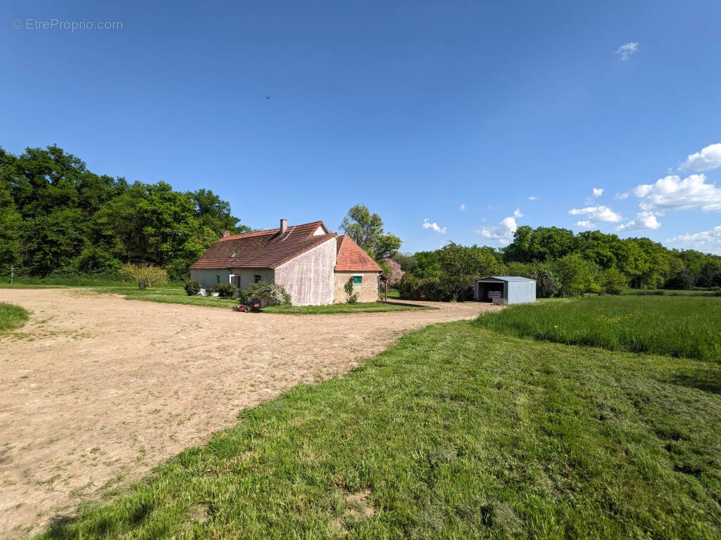 Maison à ARPHEUILLES