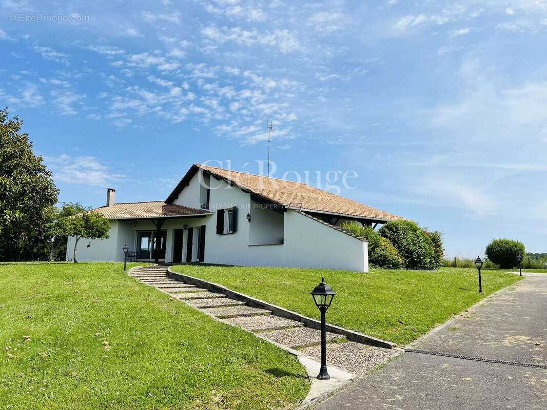 Maison à DURAS
