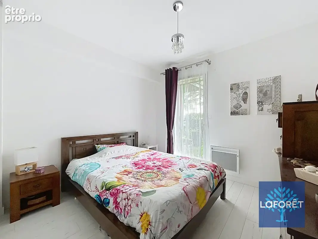 Appartement rez-de-jardin - La Roche Sur Yon 3 pièce(s) 77.35 m2 - photo 8