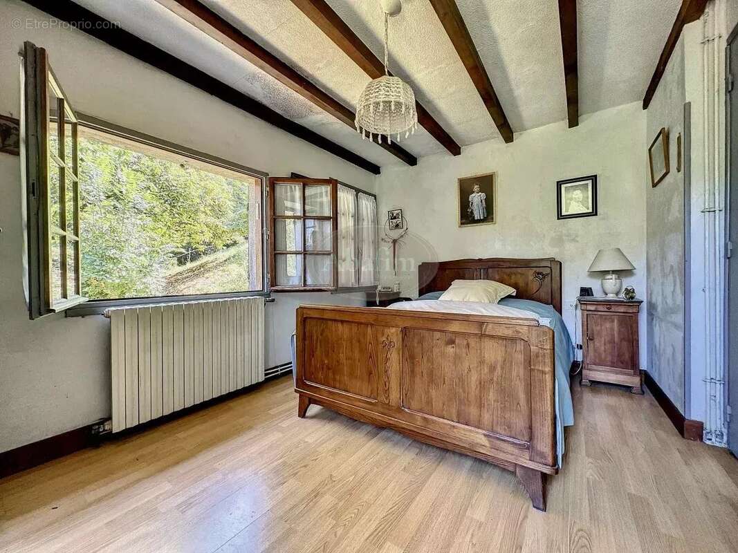 Maison à SARRANCOLIN