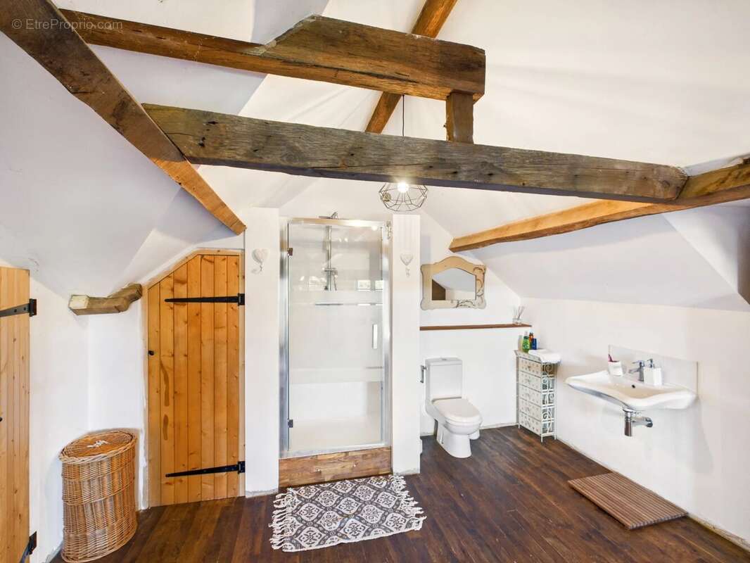 Maison à SAINT-YRIEIX-LA-PERCHE