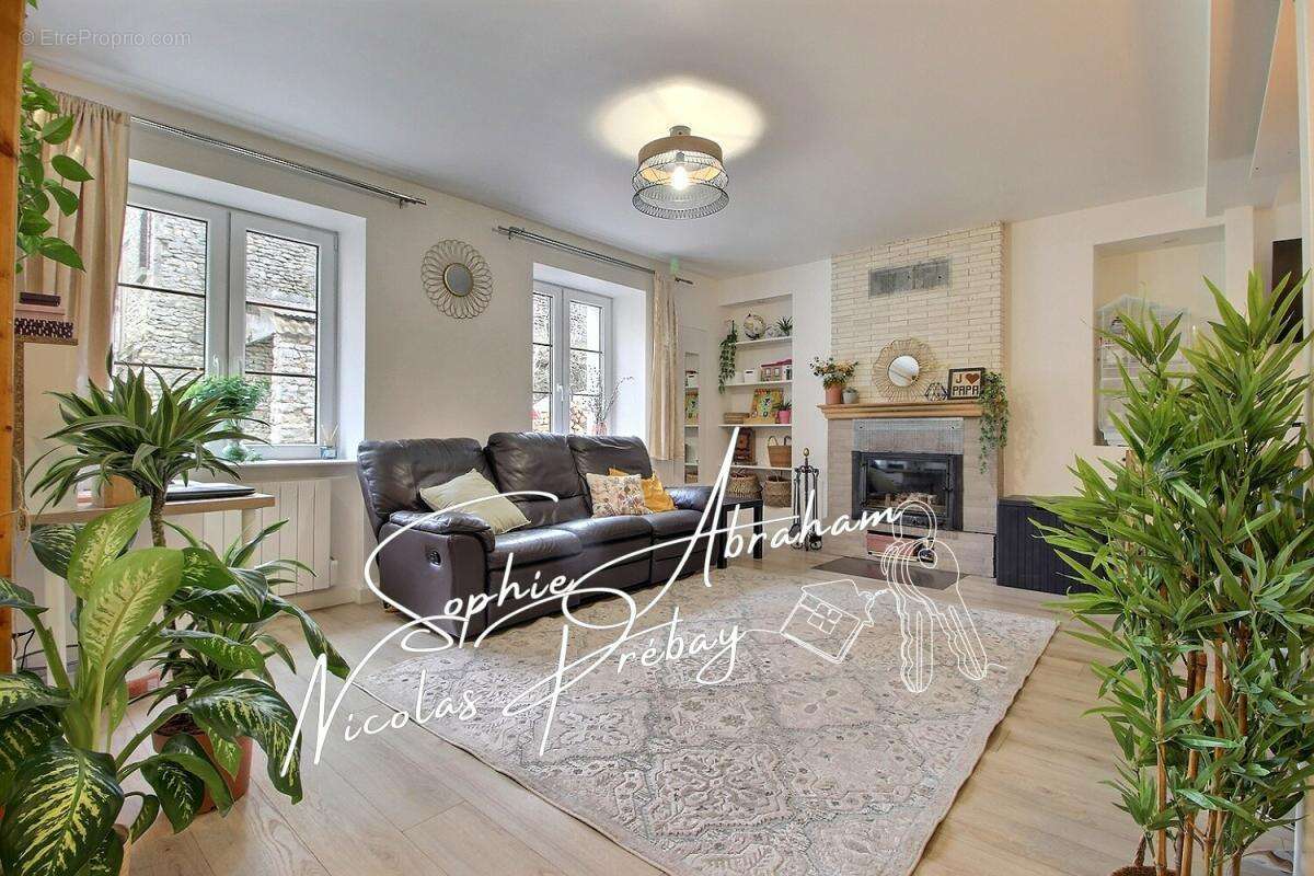 Maison à ANGERVILLE