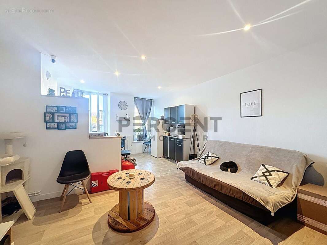 Appartement à CHARLEVILLE-MEZIERES