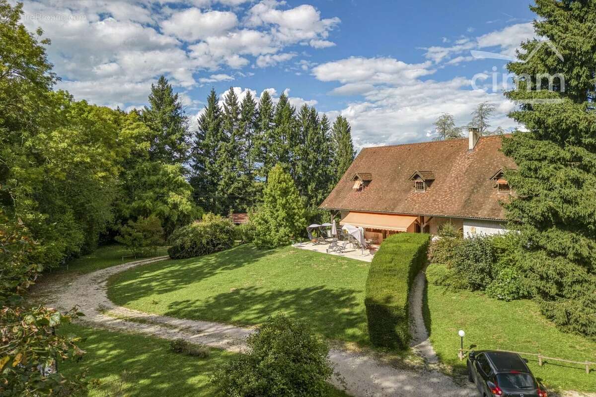 Maison à LES ABRETS