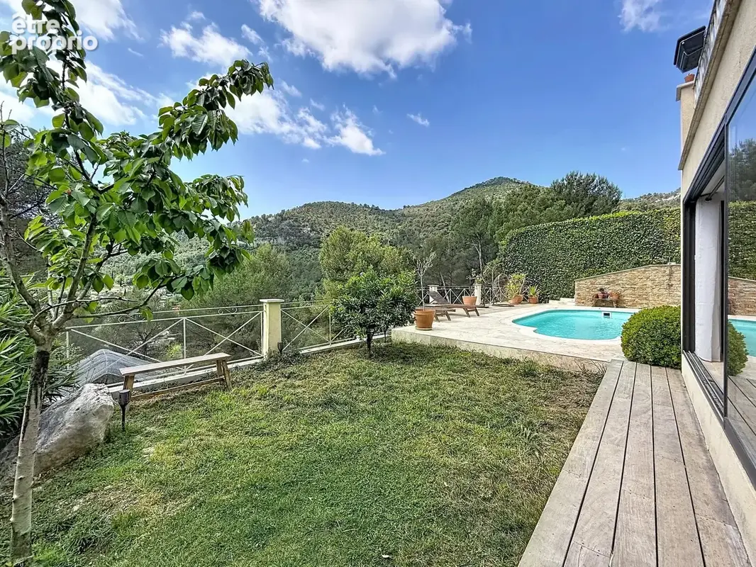 Magnifique Villa avec Piscine - Entre Tourrette-Levens et Aspremont - photo 7