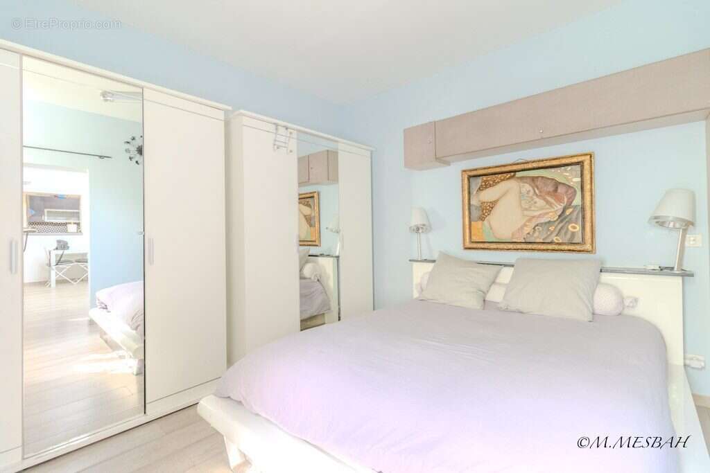 Appartement 43 m² à Les Lilas  - photo 3
