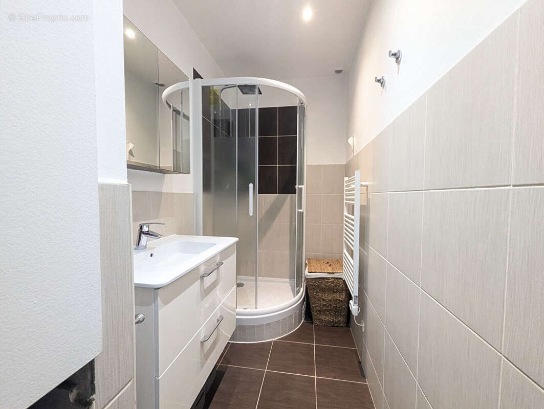 Appartement à FONTENAY-SOUS-BOIS