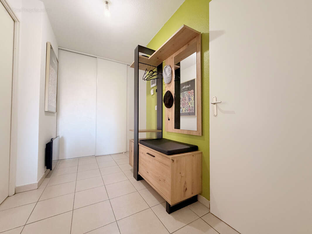 Appartement à L'ISLE-D'ABEAU