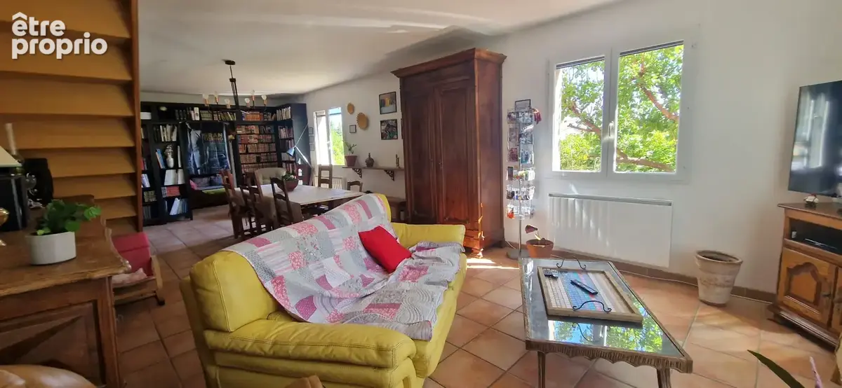 Hors lotissement sur 525 m2 de jardin verdoyant et clos Villa Familiale 3 Faces - 5 chambres  de  170 m2 - photo 4